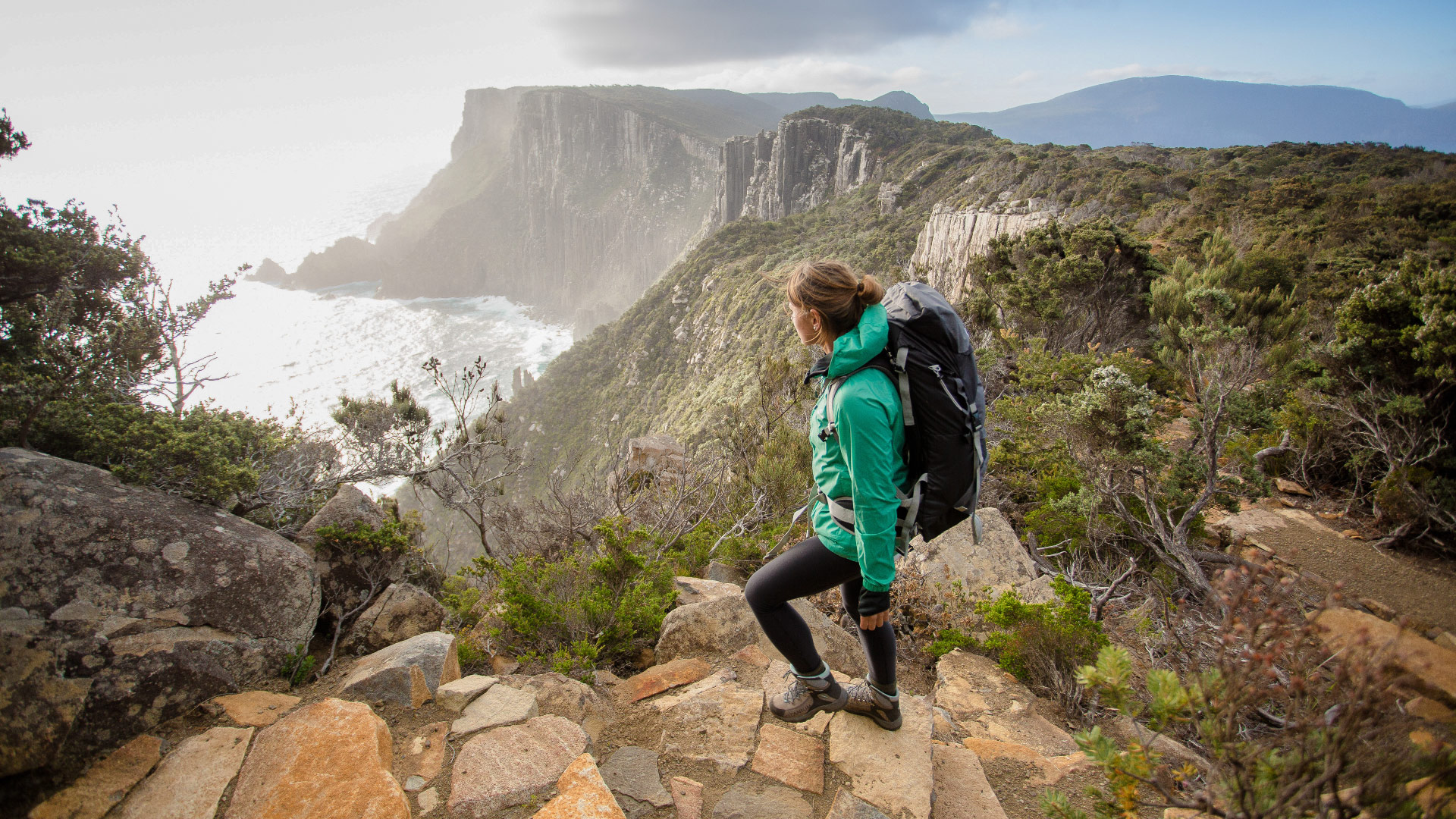 Vlucht President duim Edge of the Earth: 5 Dramatic Walks in the Tasman Region - Hobart and Beyond